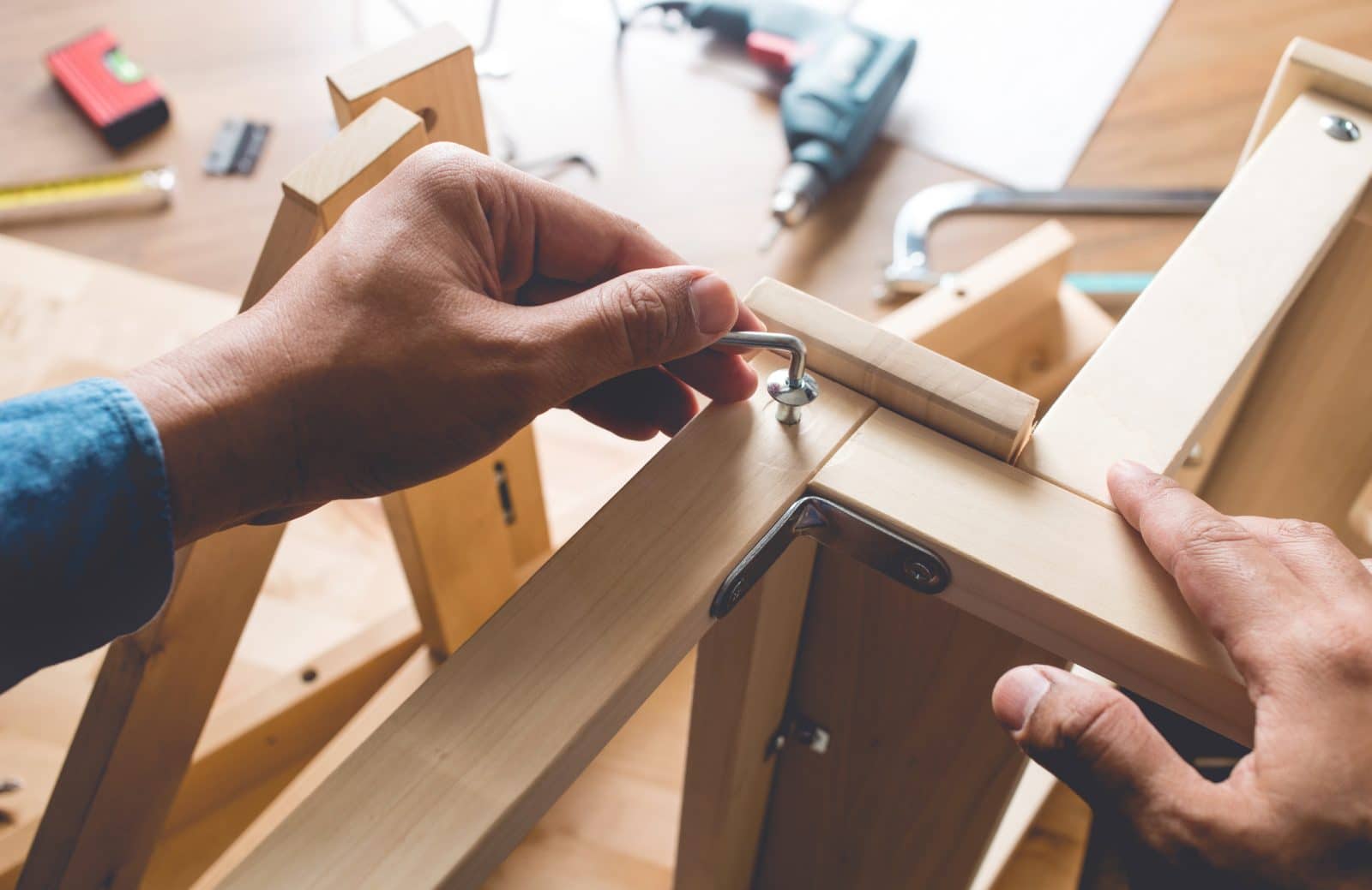 Flat-Pack-Furniture-Assembly